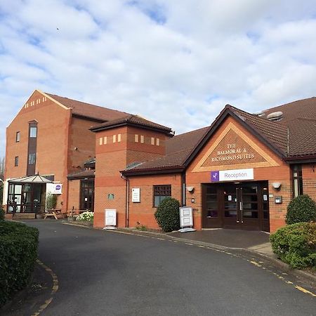 Wellington Park Hotel Leyland Exterior photo