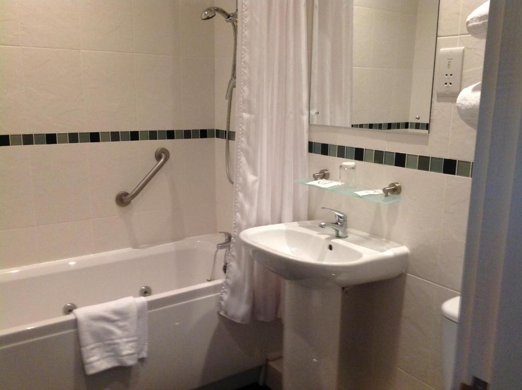Wellington Park Hotel Leyland Room photo
